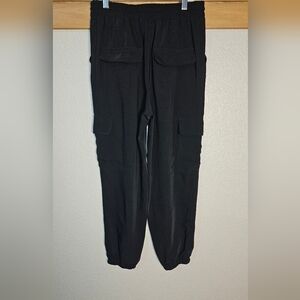 Gemma and Jane Women's Black Cargo Pant Joggers. Med